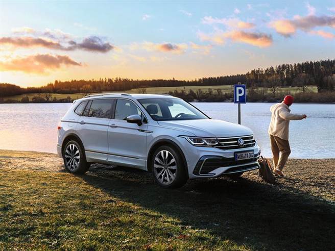 新年式的福斯The new Tiguan Allspace休旅车，终于克服海运困难考验，运抵台湾开卖。图／业者提供