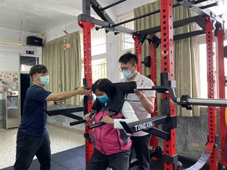 新港海瀛村銀髮健身俱樂部成立 結合物理治療師對症下藥
