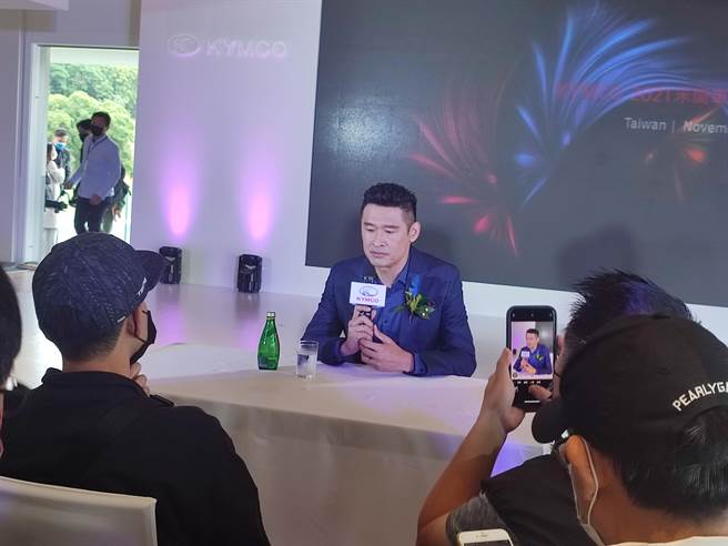 柯勝峯表示，光陽從台灣出發，搶先米蘭預先公布全新的AK550，可望在明年上半年與民眾見面。(吳建輝攝)