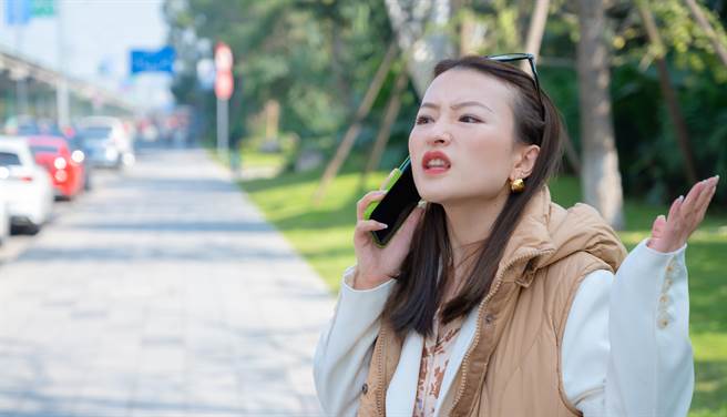 生肖屬虎、雞、狗的人是名副其實的吵架王。（示意圖／shutterstock）