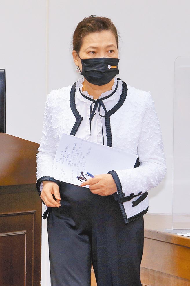 第2届「台美经济繁荣伙伴对话（EPPD）」将于台湾时间23日登场，经济部长王美花22日在立法院受访表示，这是产业策略谈判，这不是美国贸易代表署USTR的会谈，不会谈到莱猪议题。（黄世麒摄）