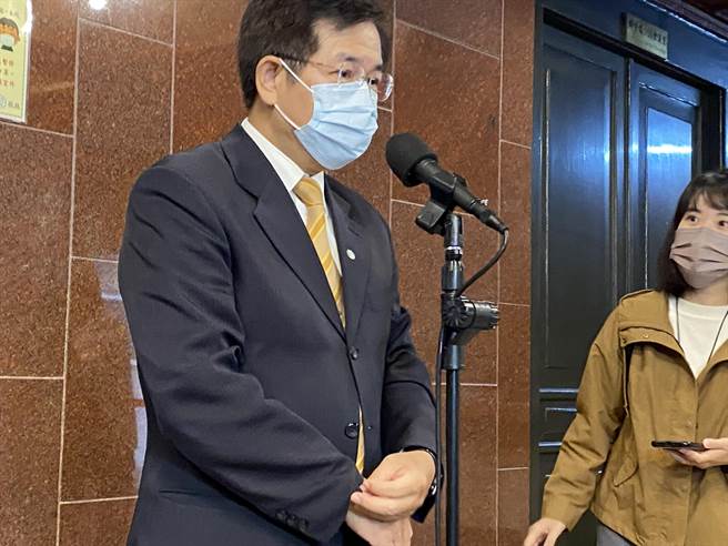 教育部长潘文忠支持修改《私立学校法》来遏止私立国中小的招生乱象。（林志成摄）