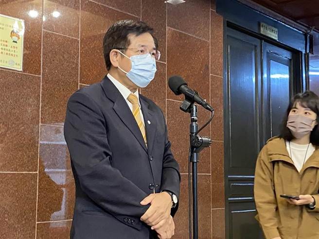 教育部长潘文忠支持修改《私立学校法》，导正私校国中小招生乱象，但家长团体不满，认为教育部应广听民意。(资料照片／林欣仪台中传真)