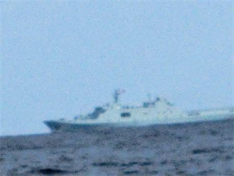 獨家》陸3艘登陸艦隊花蓮外海演習照片曝光 海軍濟陽級艦緊隨