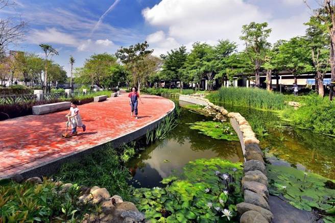 台中市政府水利局荣获4座公共工程金质奖。（台中市水利局提供／王文吉台中传真）