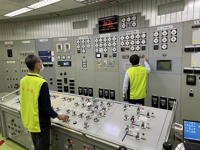 下半年雨水助益，曾文水库发电量提前达标。（南水局提供／刘秀芬台南传真）