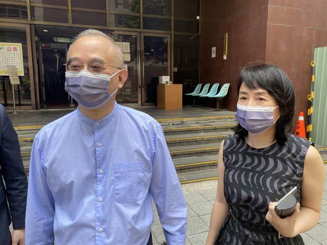 向心夫婦。本報資料照片