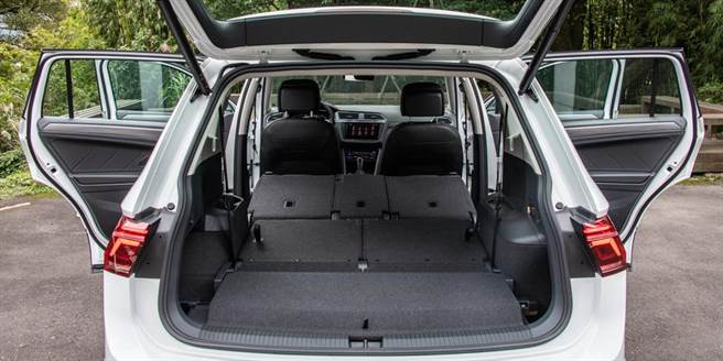 行李厢最大容量达1775L。（陈大任摄）