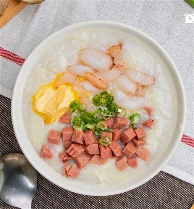 一名女网友点外送备注「不要哈姆」，结果店家回覆让她超傻眼。(图/截自脸书爆废公社)