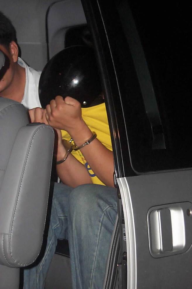 陈将苏女支解成12块，分装于苏女的2只旅行袋，因不够装，再驾车外出购买1只登山袋，将尸块及沾有血迹的衣物、凶刀等全数装入。（资料照）