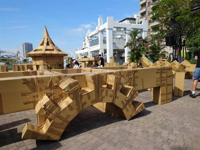 河乐广场将重现7层楼、20公尺的原台南地方法院方形高塔。(曹婷婷摄)