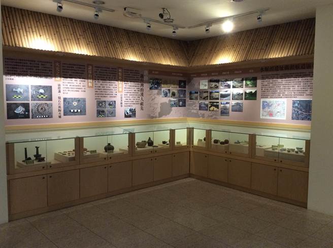 倒风内海故事馆内有出土文物展示区、考古典藏室、倒风内海故事区。（台南市文化局提供／刘秀芬台南传真）