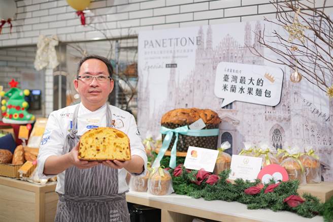 吴宝春再出手 全台最大米兰水果麵包全台限量。（吴松翰摄）