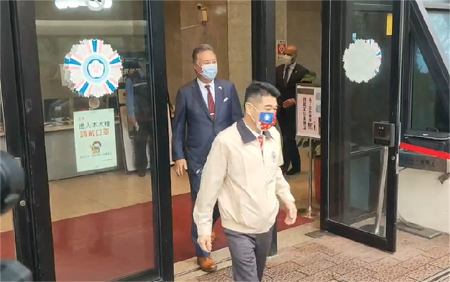 美眾议员团上午拜访退辅会，除了关切后备战力外，恐还会提及军售问题。(读者提供)