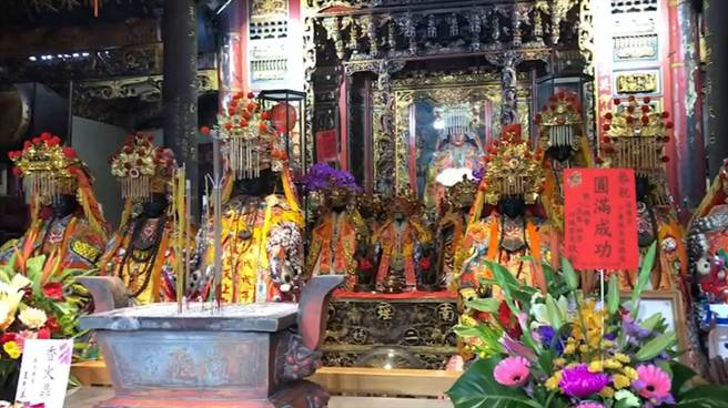 彰化南瑤宮天上聖母繞境十會媽角頭祈安繞境27日一早在南瑤宮起駕。（吳敏菁攝）