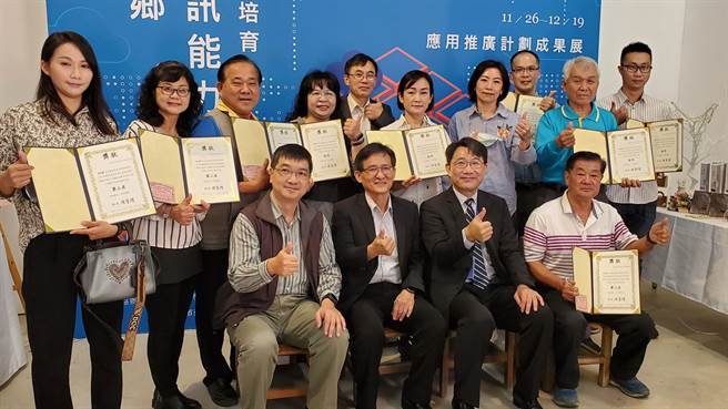 树德科大城乡培力计画昨举办成果展。（曹明正摄）