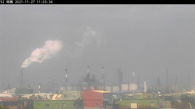 南部地區位於下風處，稍有污染物累積，空氣品質普通。（翻攝自空氣品質監測網／林良齊台北傳真）