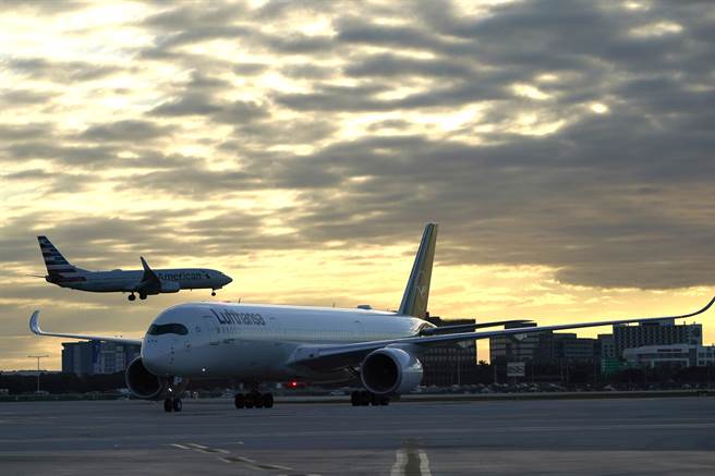 Omicron变异病毒株入侵德国。(图／美联社)