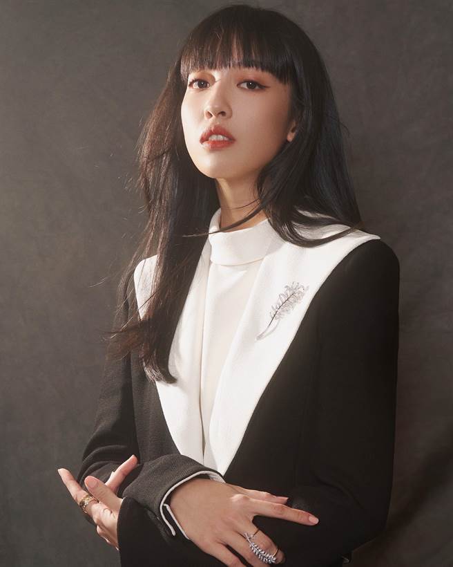 女星王渝萱金馬妝容以優雅取勝，果然一舉奪得最佳女配角大獎。（香奈兒提供）