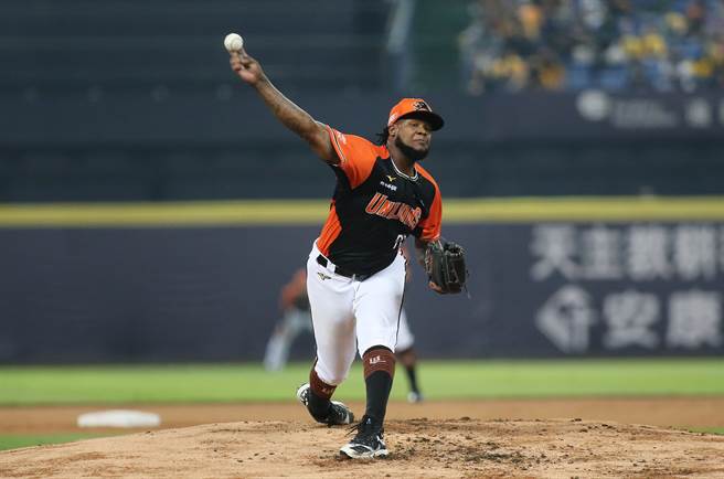 統一獅隊霸能。（黃國峰攝）