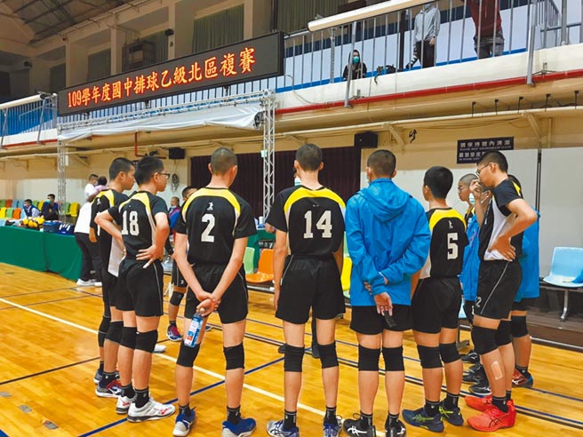 桃园排球三级衔接高中有断层，教育局坦言找无场地，目前还在积极协调中。（桃园市政府教育局提供／陈梦茹桃园传真）