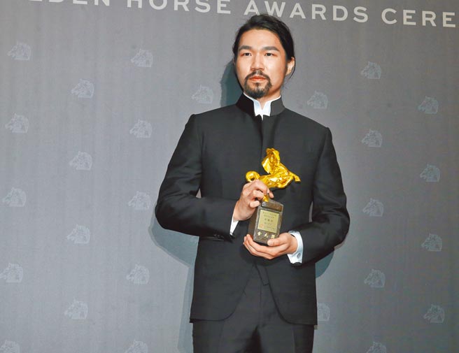 李骏硕执导的《浊水漂流》昨获最佳改编剧本奖肯定。（粘耿豪摄）