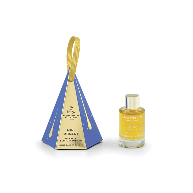 AROMATHERAPY ASSOCIATES静心小确幸，晚间舒缓。AROMATHERAPY ASSOCIATES提供)