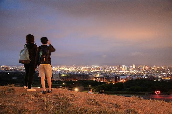 「国雄仰德大道」独享望高寮永久视野。(图/仰德大道提供)