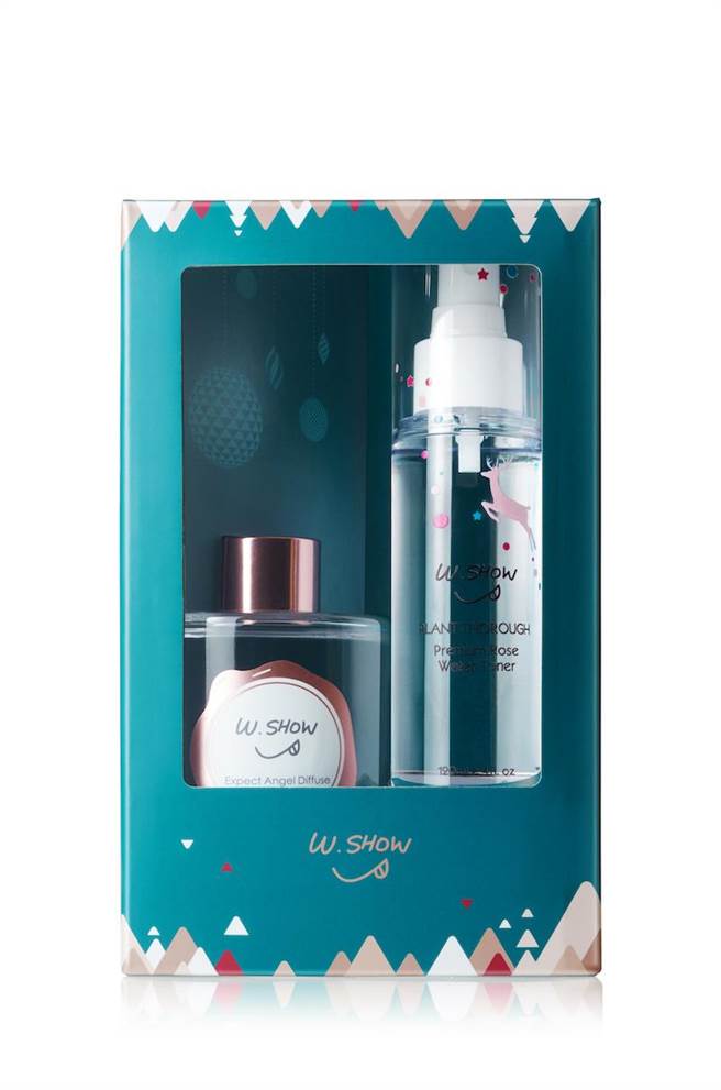  W.SHOW聖誕禮盒組。(W.SHOW提供)