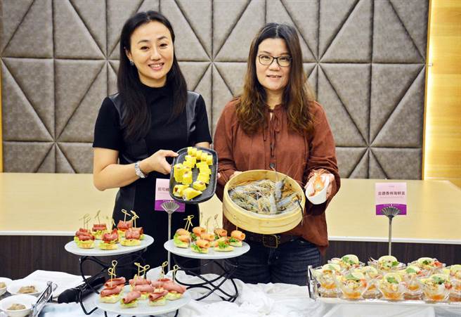 捷克办事处首次在台北以外城市设宴，料理充满浓浓屏东味。（林和生摄）