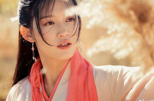 女星苏青在「尔晴」之前，都演温婉善良的正向角色，从没想过自己能演坏女人。(翻摄自苏青工作室微博)