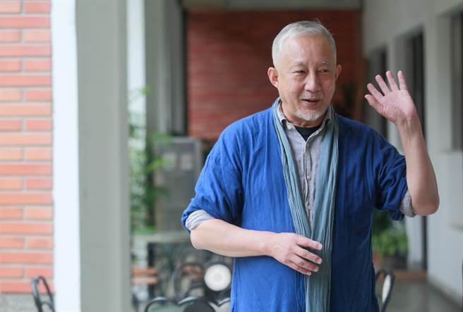 舞蹈家张晓雄认为，艺术教育的关键，在于如何触动人对生命的悲悯之心。（张铠乙摄）