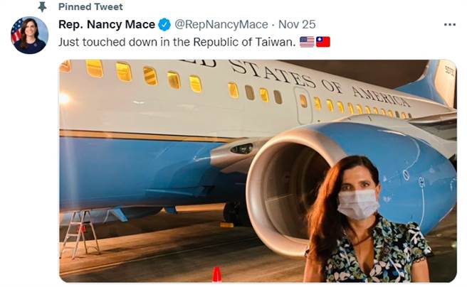 美国国会共和党籍眾议员南茜·梅斯对CNN说，她此前在推特上发文称台湾为「台湾共和国」是故意的举动，「这是我对台湾人民和他们对中国侵犯的担忧的一种微妙但有力的支援。」（图／推特@RepNancyMace)