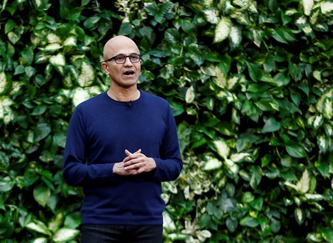 微软CEO纳德拉(Satya Nadella)上周脱手半数持股。(资料照/路透)