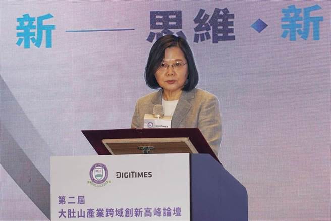 总统蔡英文的论文门风波持续延烧。（中时资料照，黄国峰摄）