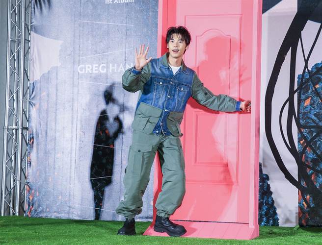 許光漢推出新專輯，盛大舉辦發片記者會。（粘耿豪攝）