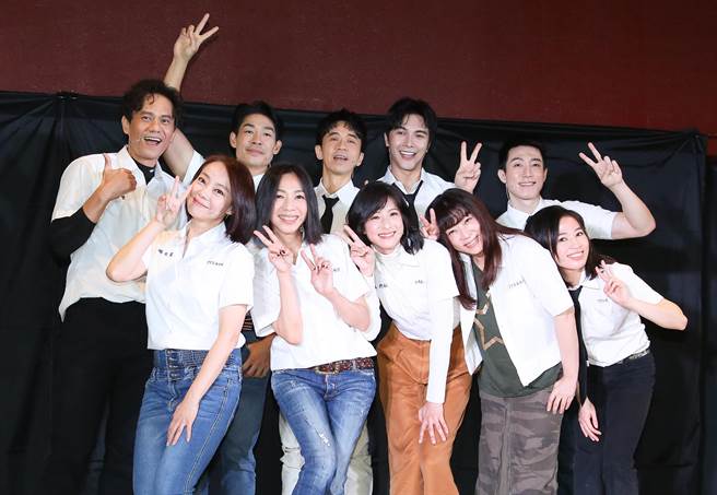 全民大剧团经典作品《同学会！同鞋~》改编成音乐剧，主演齐聚。（陈俊吉摄）