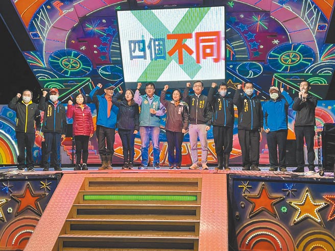 桃园市蓝绿市议员都积极举办公投说明会或相关活动，藉此与民眾多互动巩固基本盘。（吕筱蝉摄）