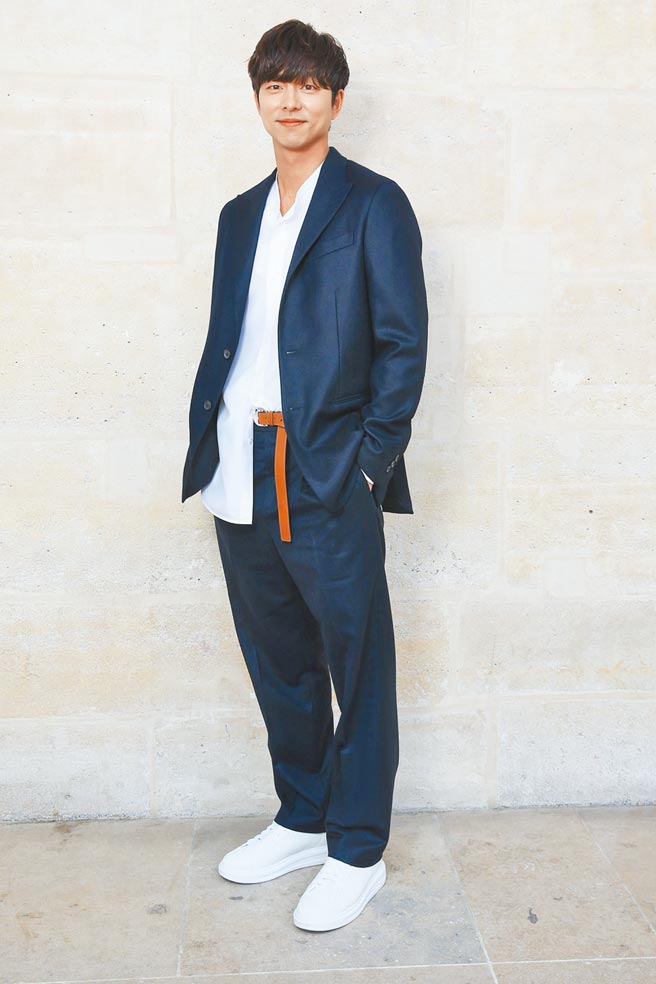 韓星歐爸孔劉私下也常穿LV系列服裝支持。（Louis Vuitton提供）