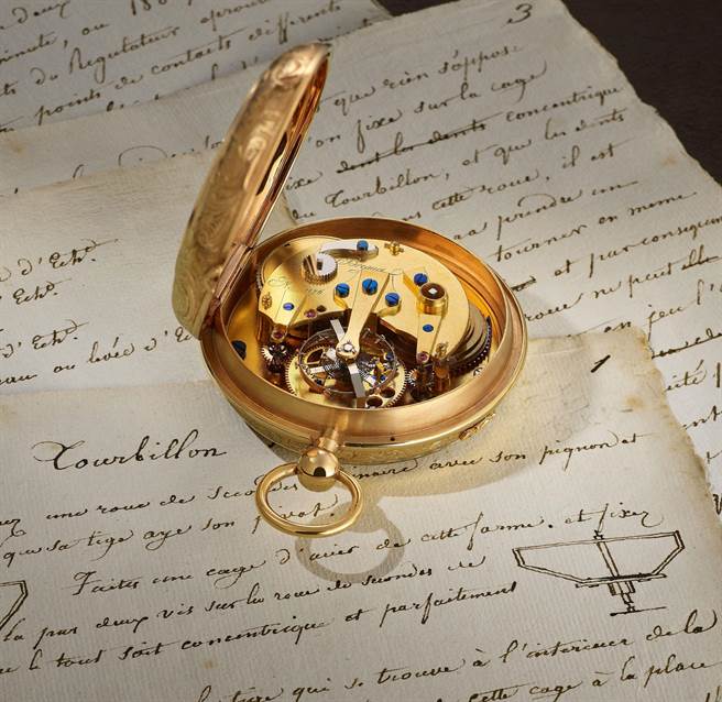 宝玑大师当年打造编号1176陀飞轮骨董怀表与绘制手稿。（Breguet提供）
