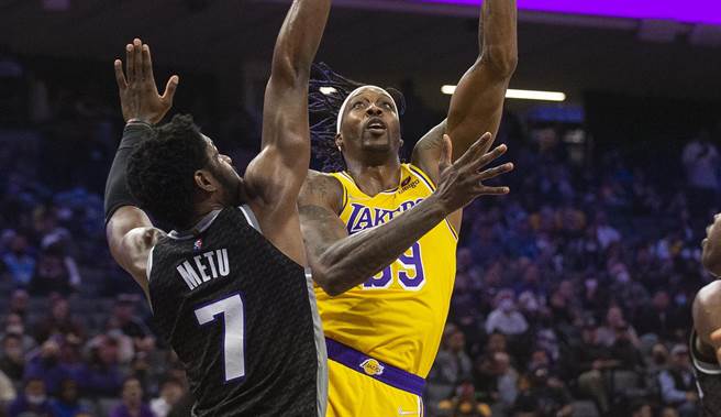 霍华缴出好表现(美联社)