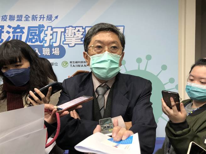 李秉颖认为，未来新冠肺炎不会流感化，而是感冒化。（林周义摄）