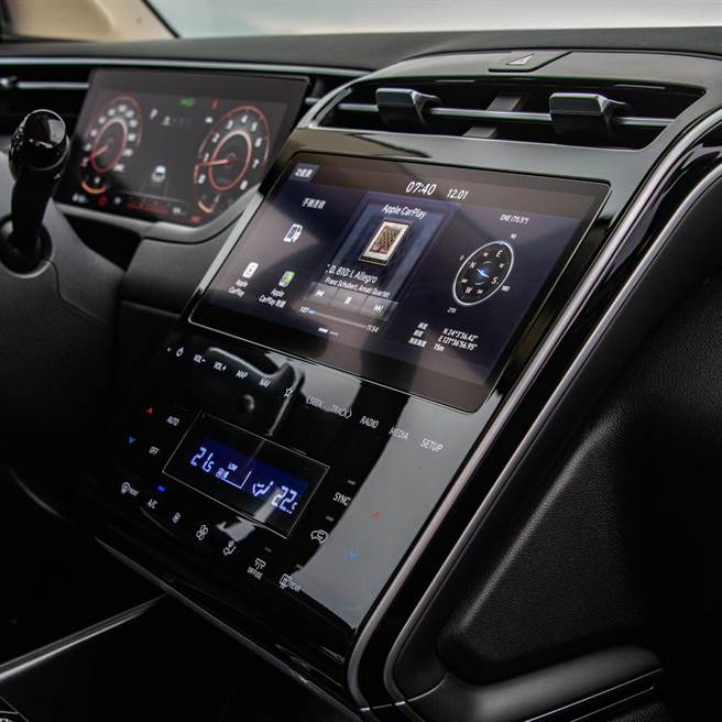 中控台採全平面化设计。（陈大任摄）