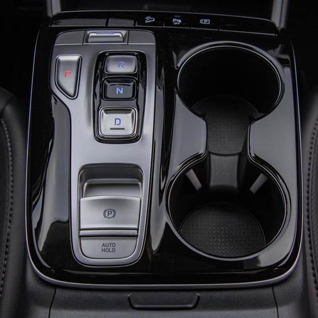 排檔改採按键试设计。（陈大任摄）