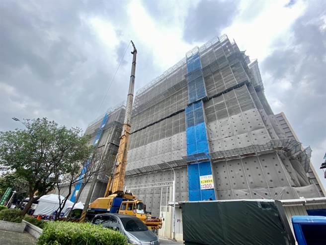 桃园芦竹一号社宅提供114户住宅单元，预计2022年7月完工、年底可入住。（陈梦茹摄）