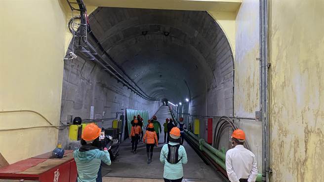 德基发电厂曾是观光电厂，921之后停止开放参观，现只接受机关团体预约。（王文吉摄）