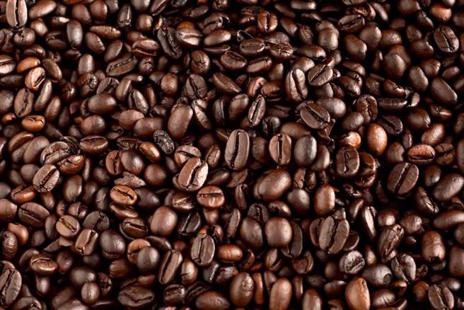咖啡10年最貴!分析師估吃緊延續至2023年。（示意圖／shutterstock）