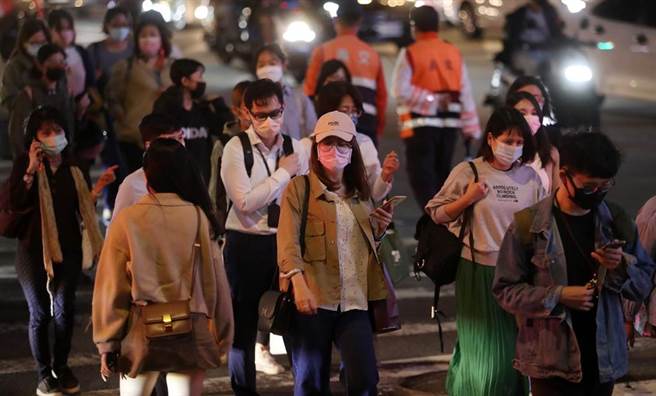 台南今晨出現10.5度低溫，明天清晨恐更冷，氣溫有機會跌破10度。（資料照）