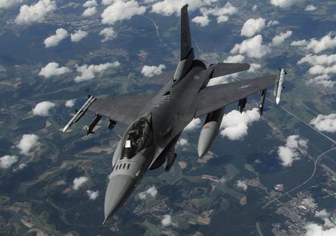 一架美國空軍F-16戰機的資料照。（美國空軍）