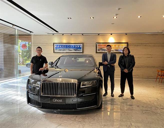 （劳斯莱斯与双橡园开发首度合作，2022年式劳斯莱斯Ghost系列首次现身中台湾！图／业者提供）
